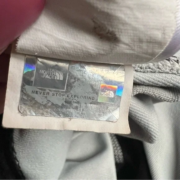 The North Face Motus II Capri Compression Tight Reptile Asphalt Gray, Medium - Picture 9 of 12